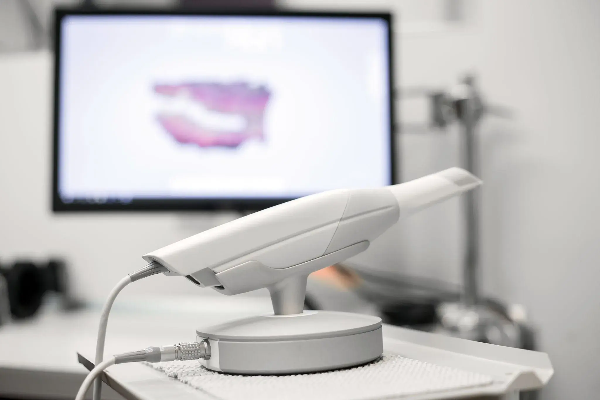 Advanced dental scanning equipment